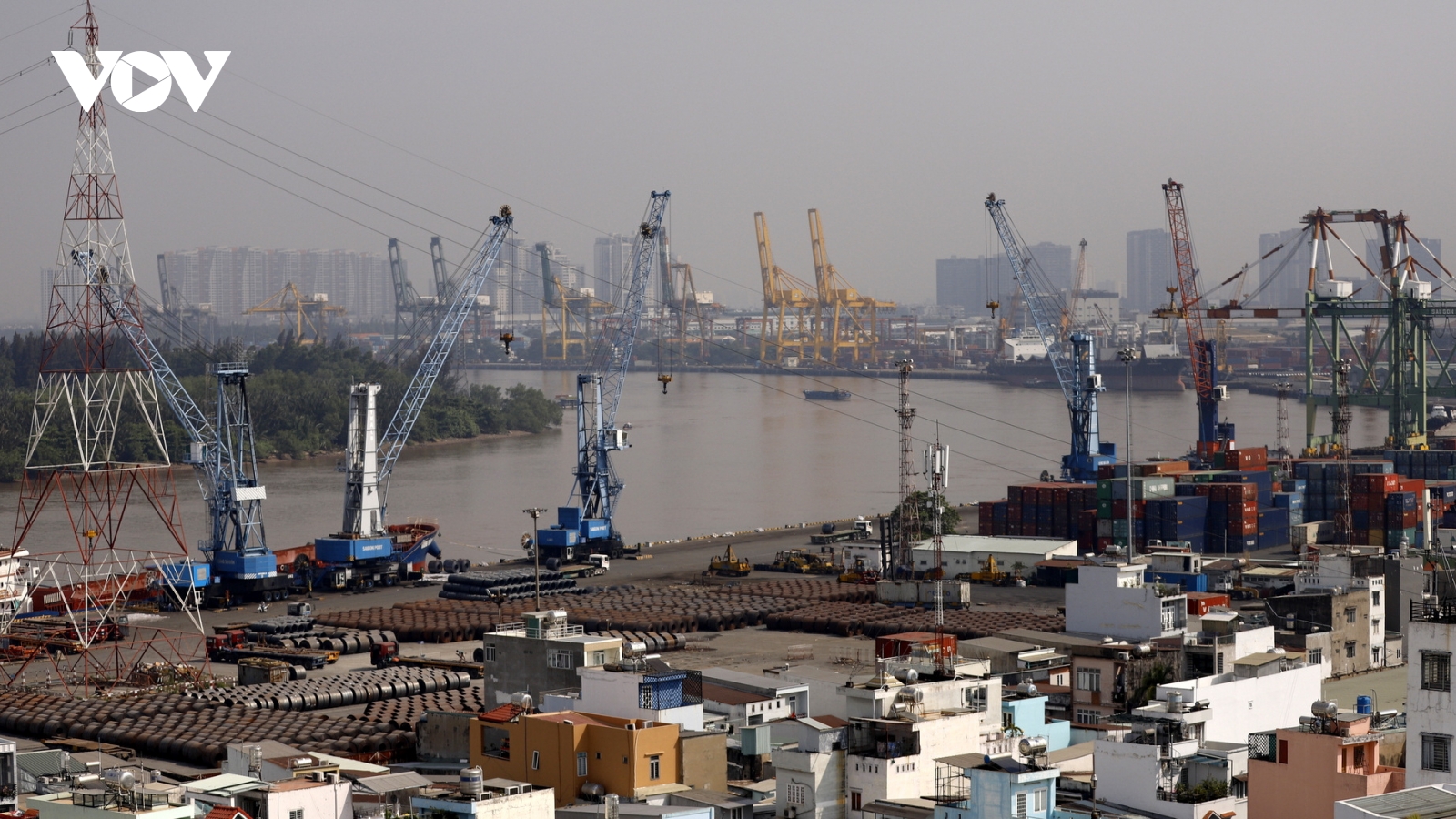 Kinh tế TP.HCM tiếp tục phục hồi, song áp lực giải ngân vốn đầu tư công vẫn ở mức cao